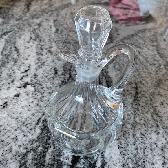 Set Of 2 Vintage Glass Cruets With Stoppers! - Picture 3 of 11